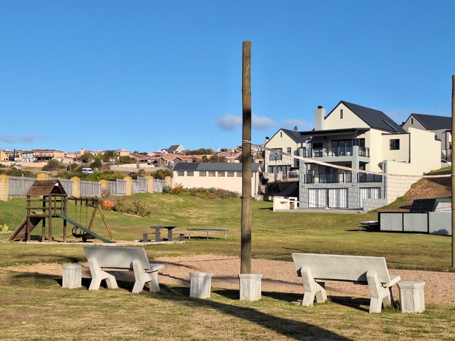 3 Bedroom Property for Sale in Hartenbos Heuwels Western Cape
